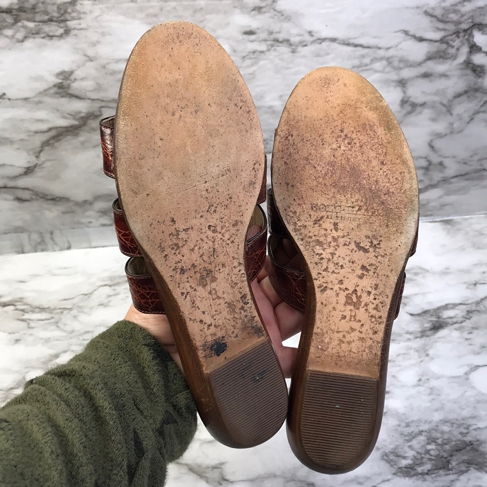 COLE HAAN BROWN LEATHER MOC CROC STRAPPY FLAT Sandals Slides WOMEN SZ 6.5B ITALY - Picture 14 of 16